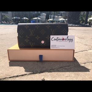 Louis Vuitton Sarah Wallet w/ ballerine interior